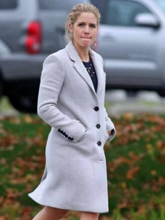 Arrow S06 Felicity Smoak White Coat image 0