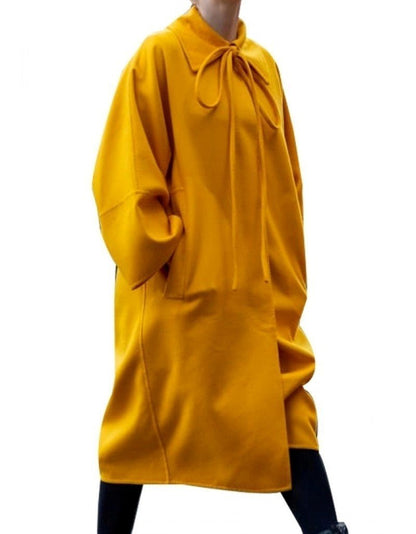 Villanelle Killing Eve Season 03 Yellow Coat image 2